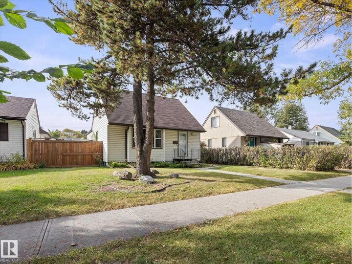 Property Photo:  12018 126 St NW NW  AB T5L 0W5 