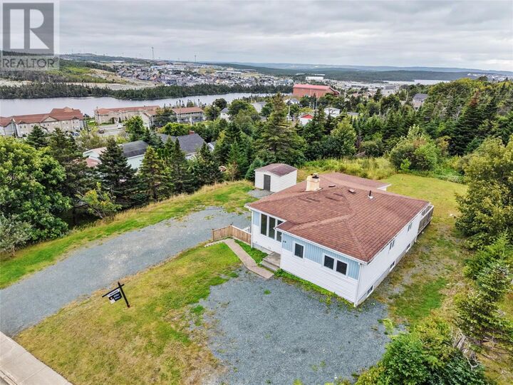 Property Photo:  15 Paradise Road  NL A1L 3B3 