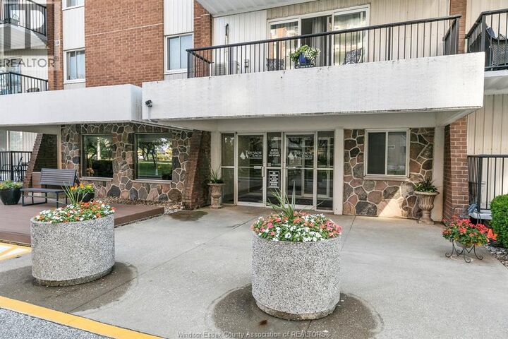 Property Photo:  8591 Riverside Drive East 801  ON N8S 1G3 