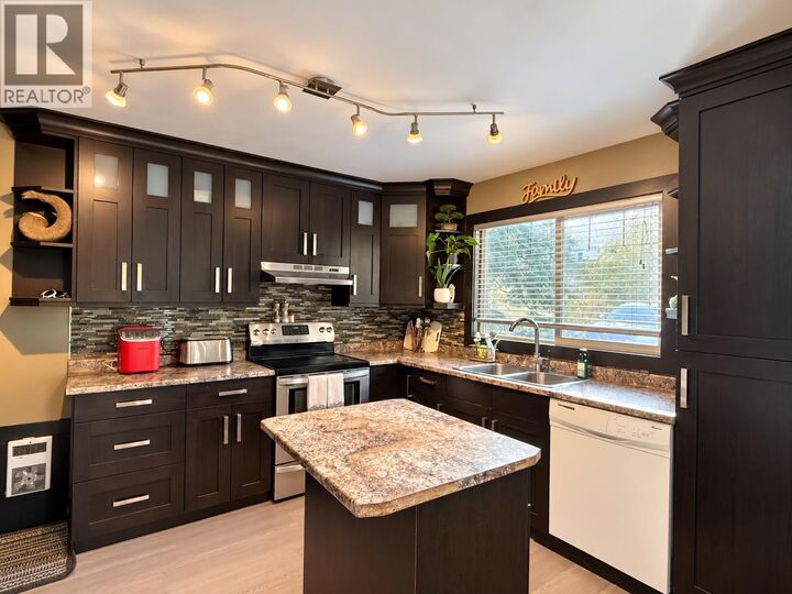 Property Photo:  7106 Moose Road  BC V2N 5N8 