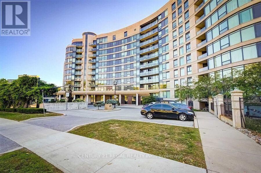 Property Photo: 18 Valley Woods Road 517 ON M3A 0A1