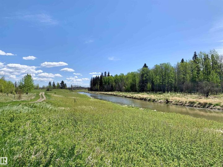 Property Photo:  9002 Hwy 16  AB T0E 2M0 