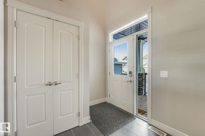 Property Photo:  1110 Allendale Crescent  AB T8H 0X6 