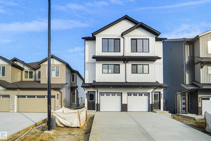 Property Photo:  1425 9 Street NW  AB T6T 2N8 