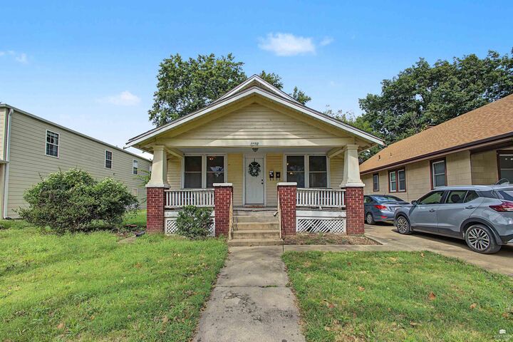 Property Photo:  1112 Thurston Street  KS 66502 