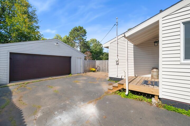 Property Photo:  607 24th Street  MN 55720 