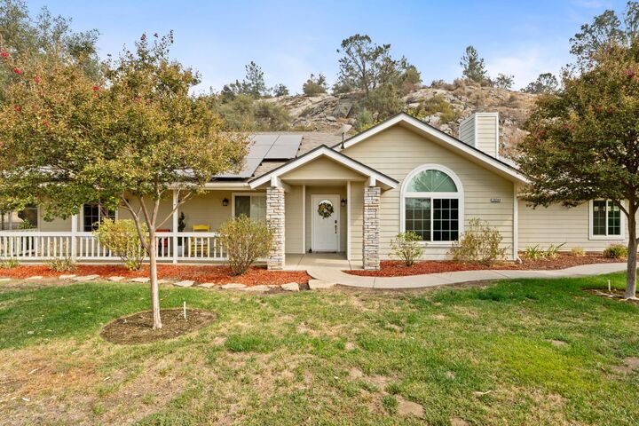 Property Photo:  30240 Gooseberry Lane  CA 93651 