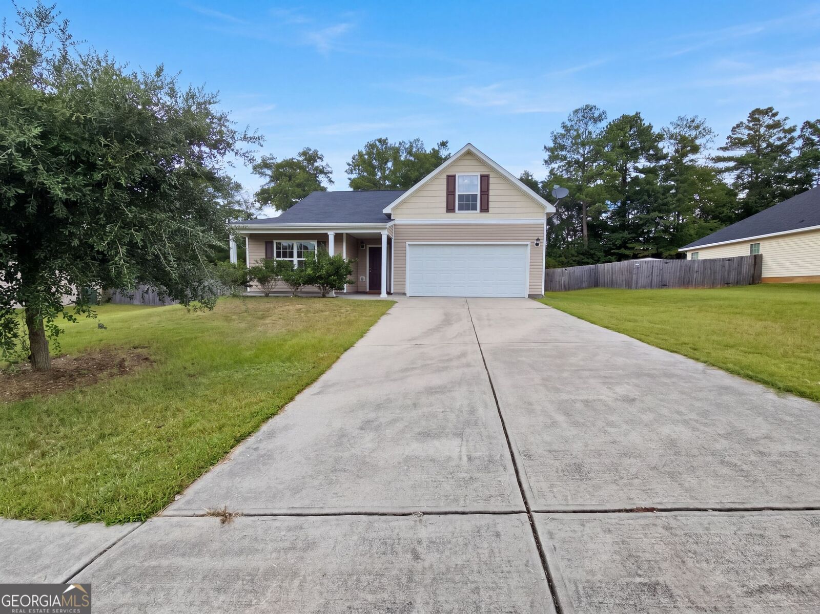 Property Photo:  1007 Haley Street  GA 31217 