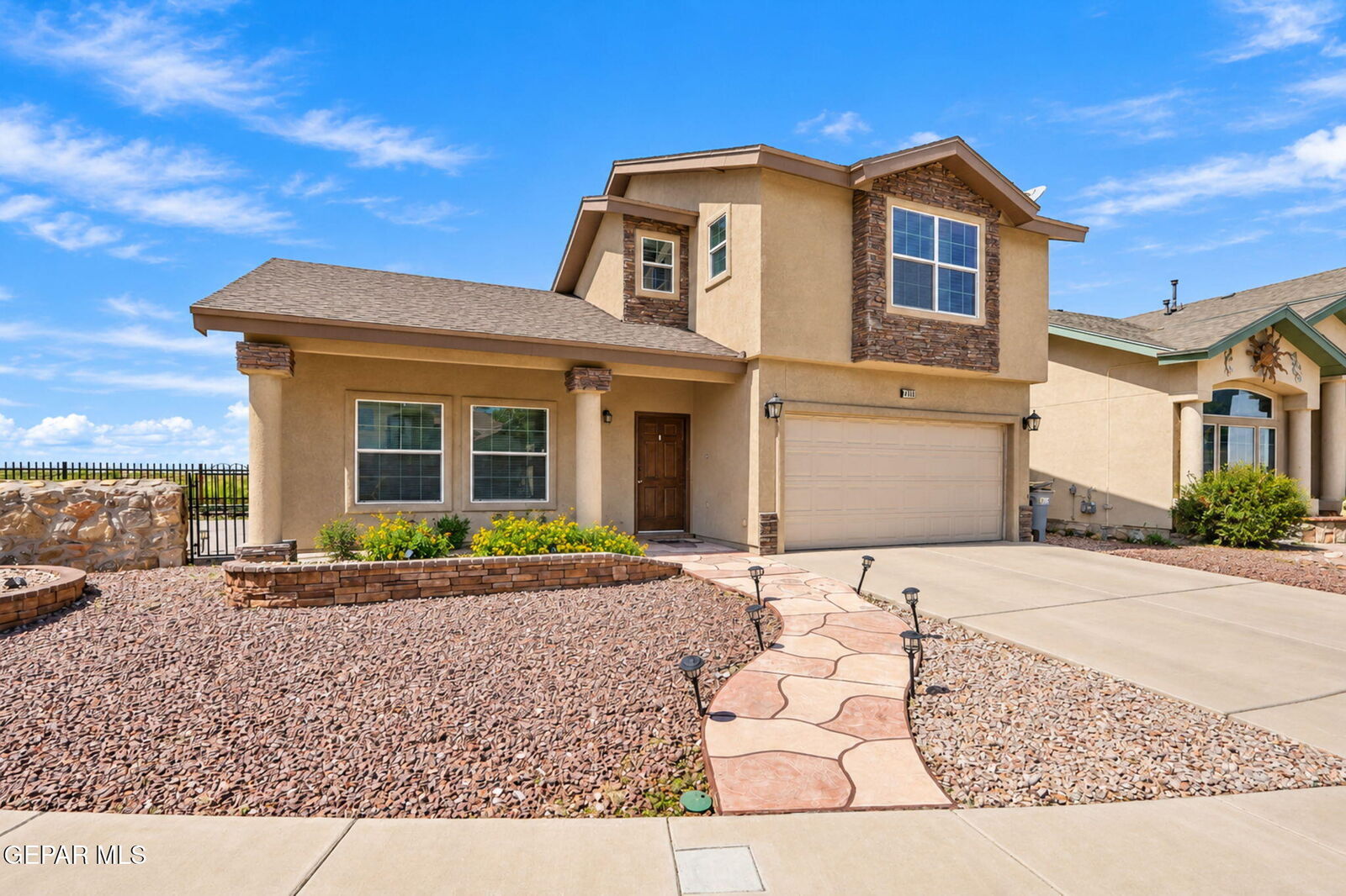 Property Photo:  