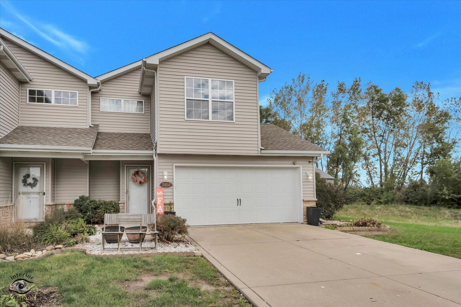 Property Photo:  2454 E 68th Avenue  IN 46410 
