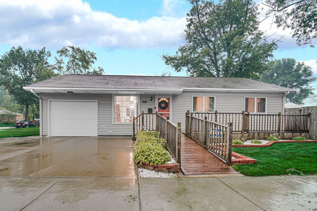 Property Photo:  203 E Manor Drive  IN 46319 