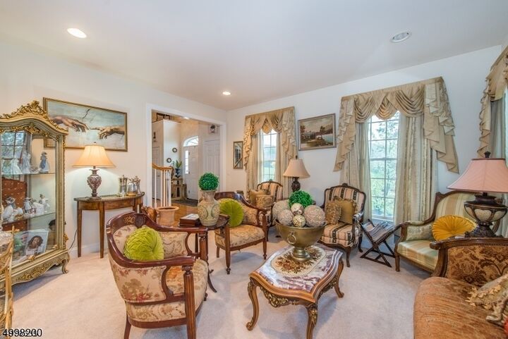 Property Photo:  21 Bonnieview Ln  NJ 07082 