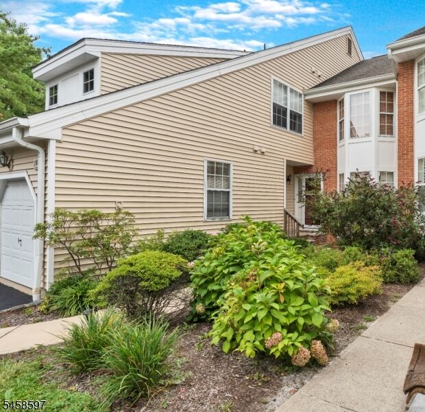 Property Photo: 198 Zeppi Ln NJ 07052