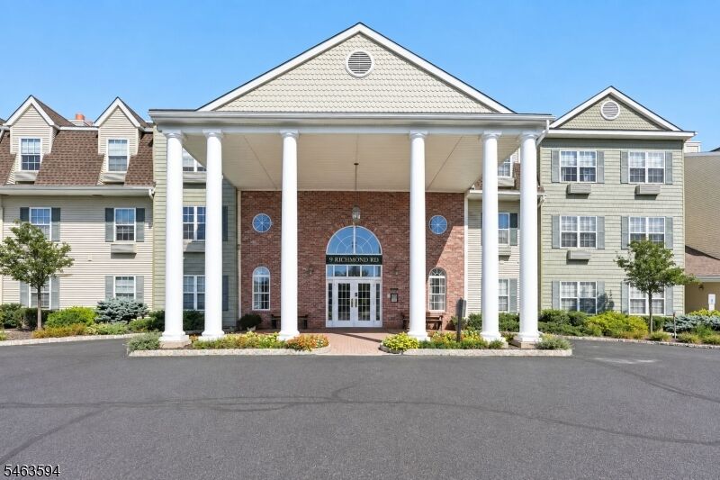 Property Photo:  9225 Richmond Rd 225  NJ 07480 