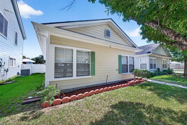 Property Photo:  15963 S Alley Court  TX 77082 