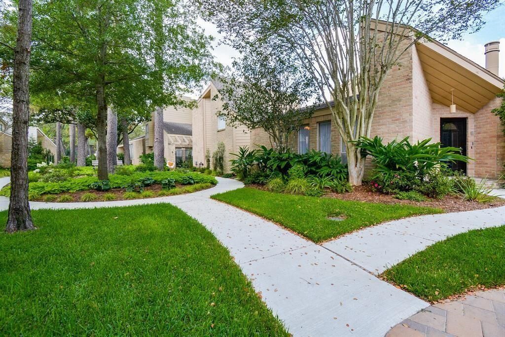 Property Photo:  12625 Memorial Drive 79  TX 77024 