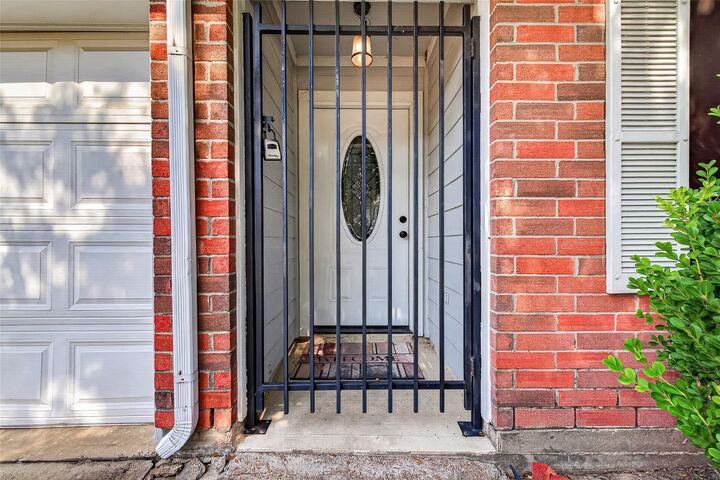 Property Photo:  10902 Primrose Acres Lane  TX 77031 
