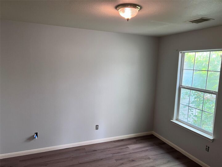 Property Photo:  4209 Clover Street B  TX 77051 