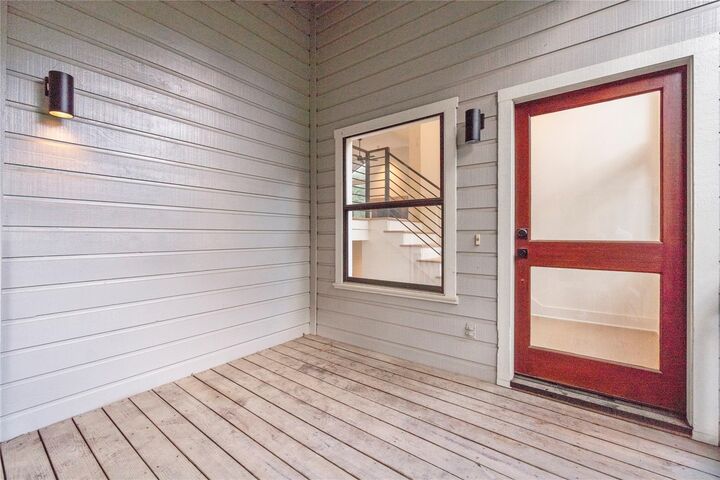 Property Photo:  33 Split Rock Court  TX 77381 