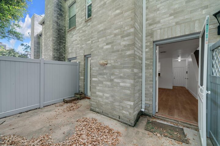 Property Photo: 6000 Reims Road 4103 TX 77036