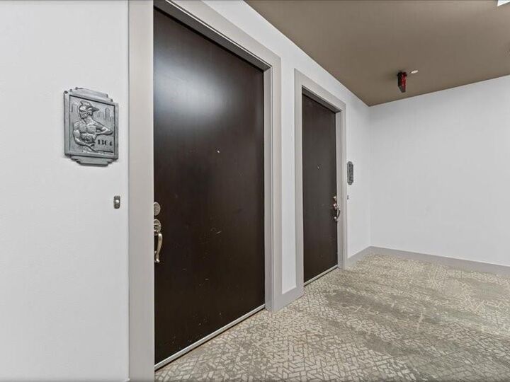 Property Photo:  1600 Post Oak Boulevard 1304  TX 77056 