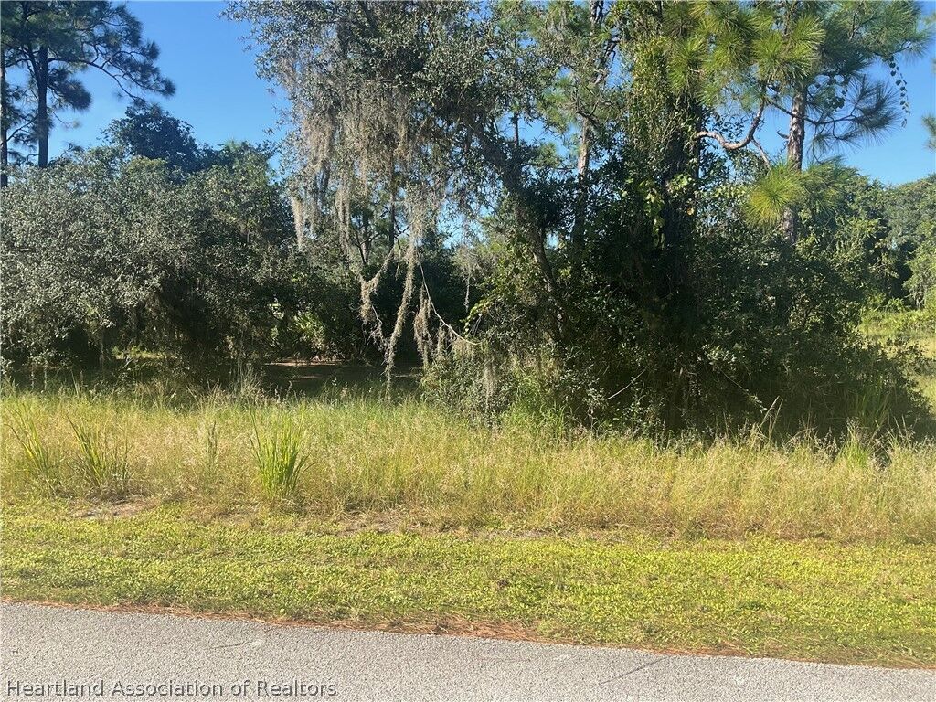 Property Photo:  5092 Lake Regency Drive  FL 33875 