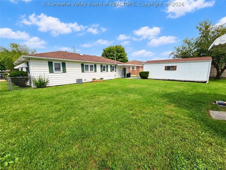 Property Photo:  2904 Maple Avenue  WV 25550 