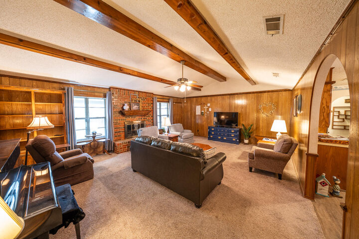 Property Photo:  8015 Richmond Avenue  TX 79424 