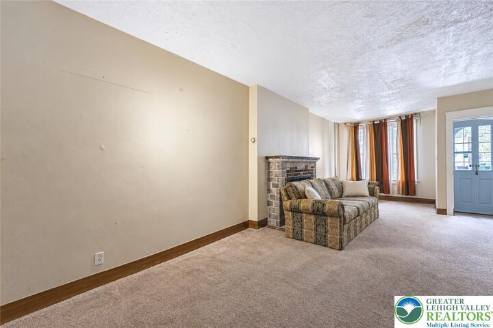 Property Photo:  817 N Penn Street  PA 18102 