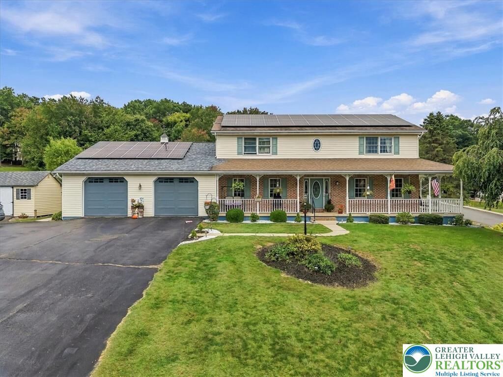 Property Photo:  322 W 10th Street  PA 18229 