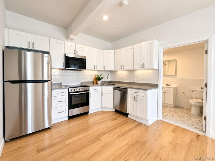 Property Photo: 155 S River St A4 NY 12180