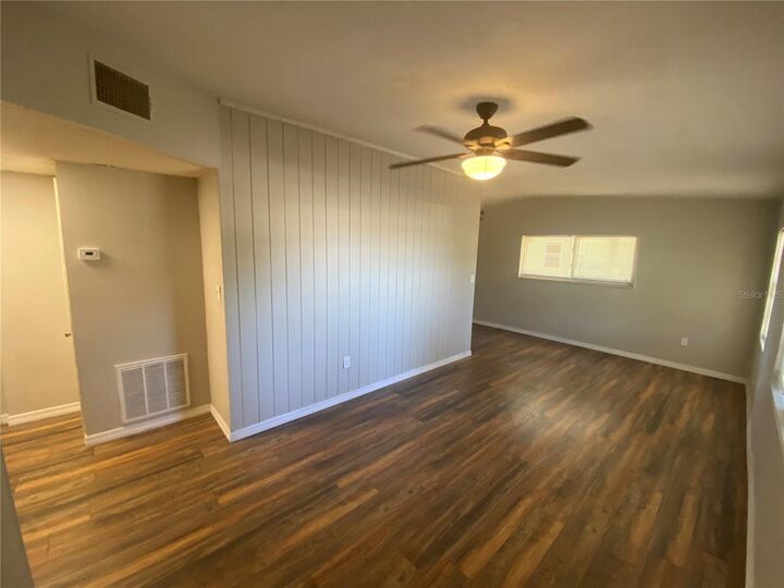 Property Photo:  615 Danvers Street  FL 32726 