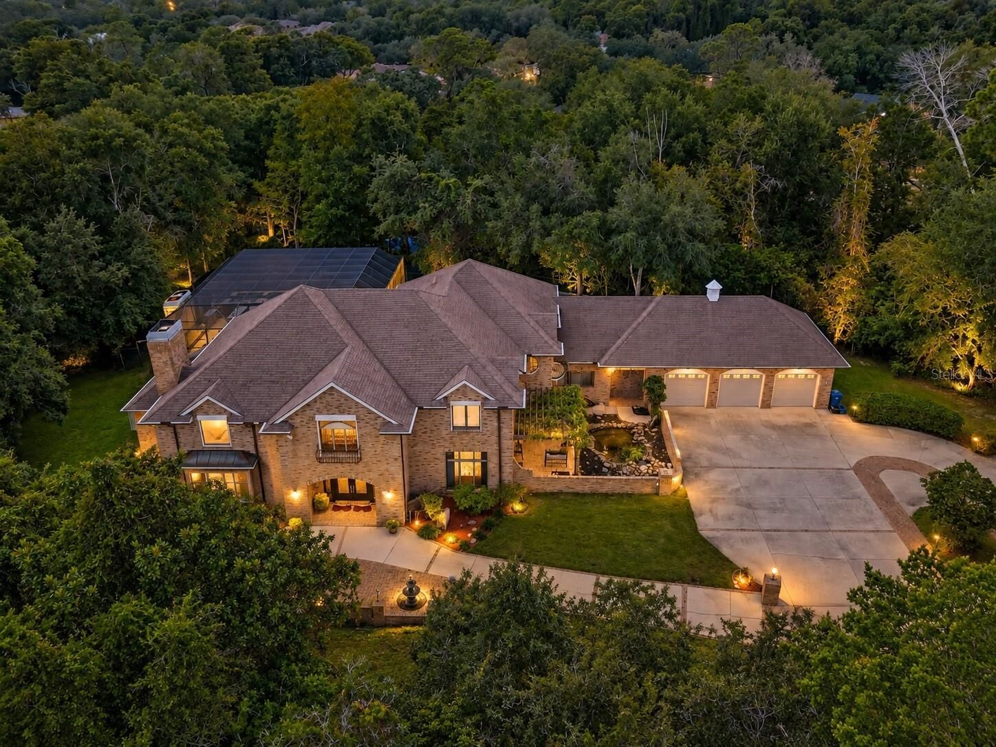 Property Photo:  5037 Willow Oak Lane  FL 34607 