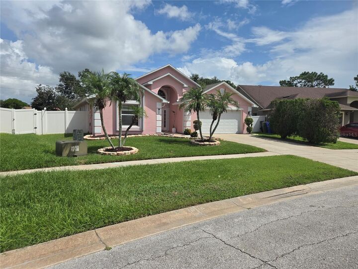 Property Photo:  2525 Hikers Court  FL 34743 