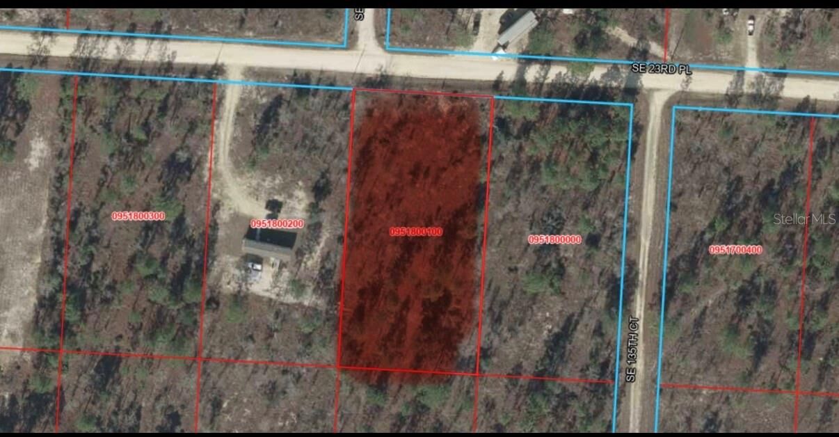 Property Photo: SE 23rd Place FL 32668