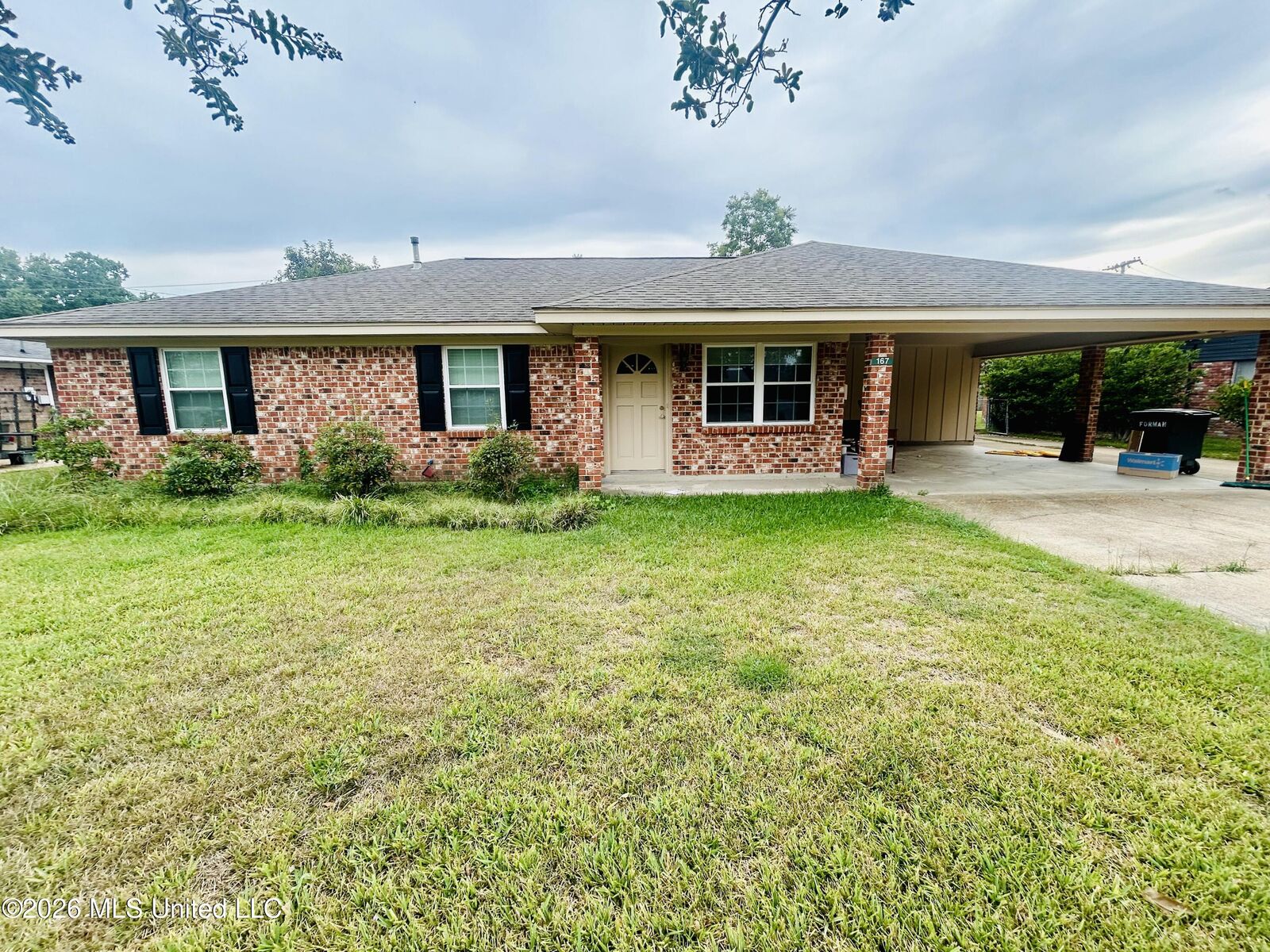 Property Photo: 167 Lee Avenue LA 71373