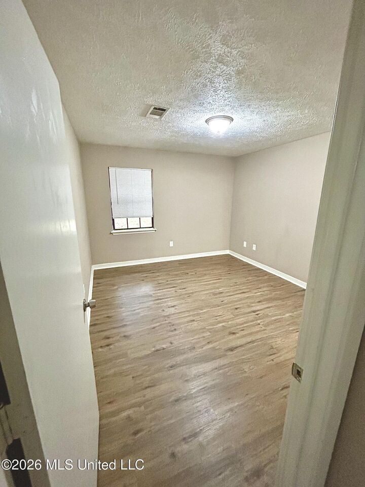 Property Photo:  2077 Cooperwell Dr Units A&Ampb Drive  MS 39204 