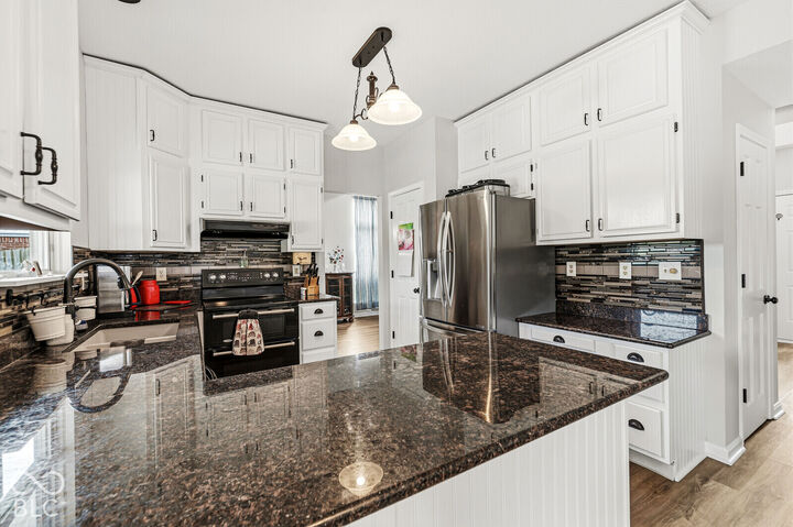Property Photo:  5518 Royal Troon Way  IN 46123 