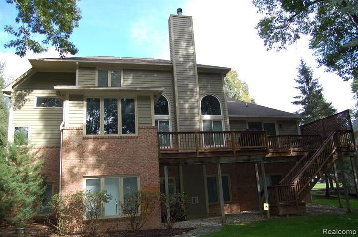 Property Photo: 9843 Creekwood Trail MI 48350 2057