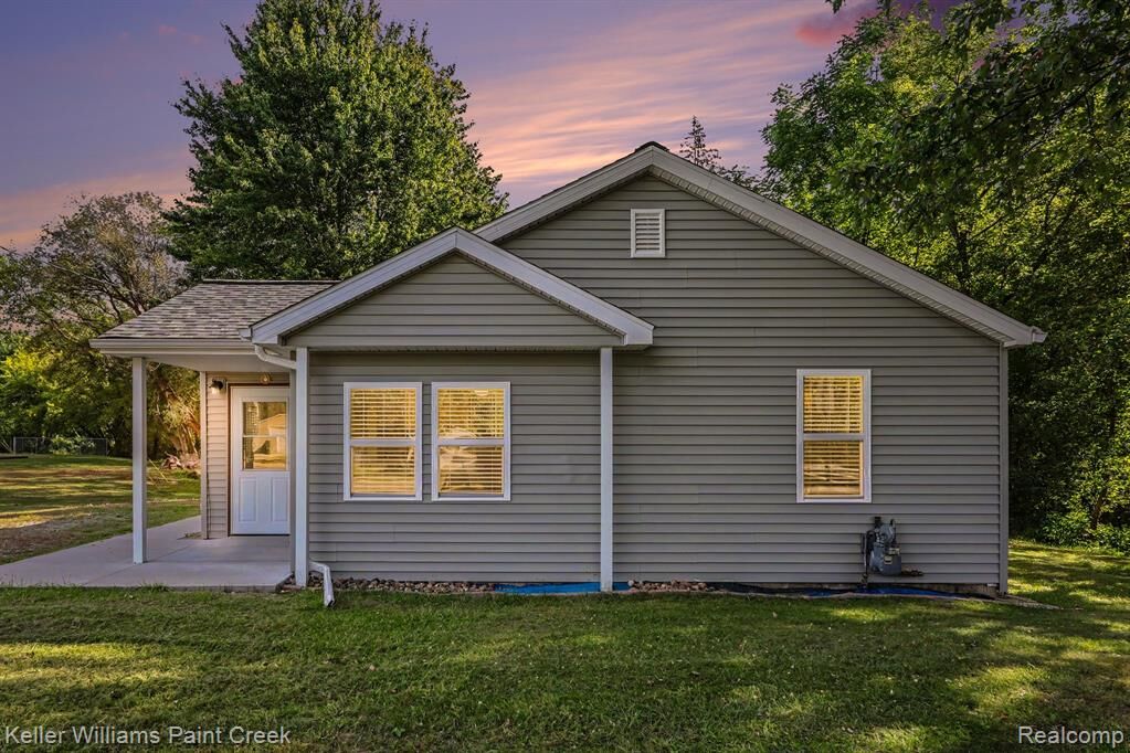 Property Photo: 7190 Lakeshore Road MI 48059 1940