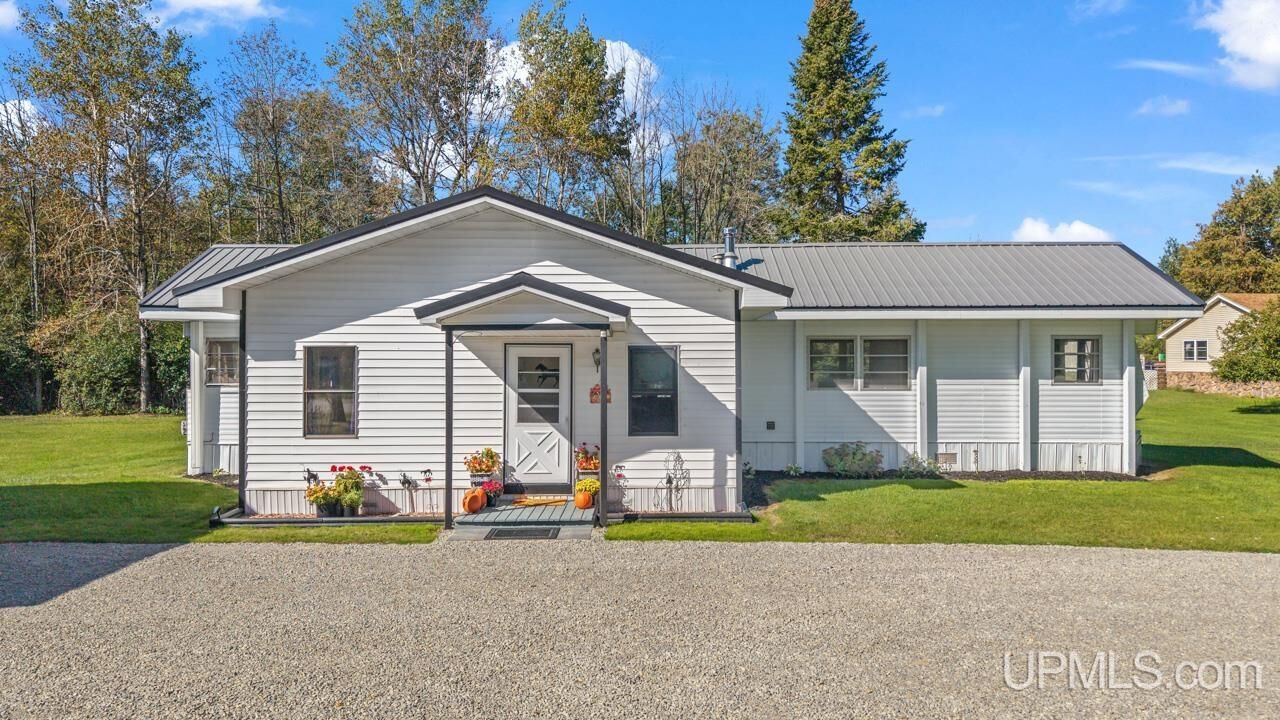 Property Photo: 3691 K Road MI 49807