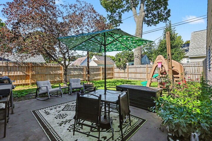 Property Photo: 1472 Montague Avenue MI 49441