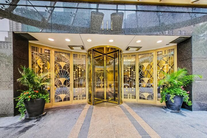 Property Photo: 111 E Chestnut Street 22A IL 60611