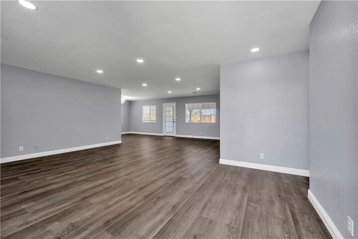 Property Photo: 8373 Ironwood CA 93505