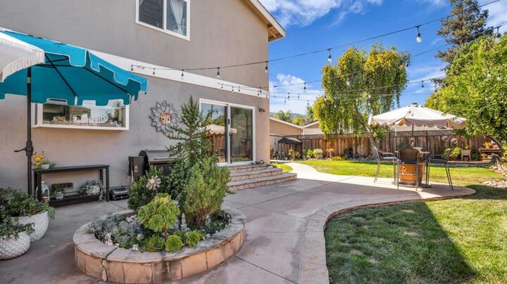 Property Photo:  7385 Thayer Court  CA 95020 
