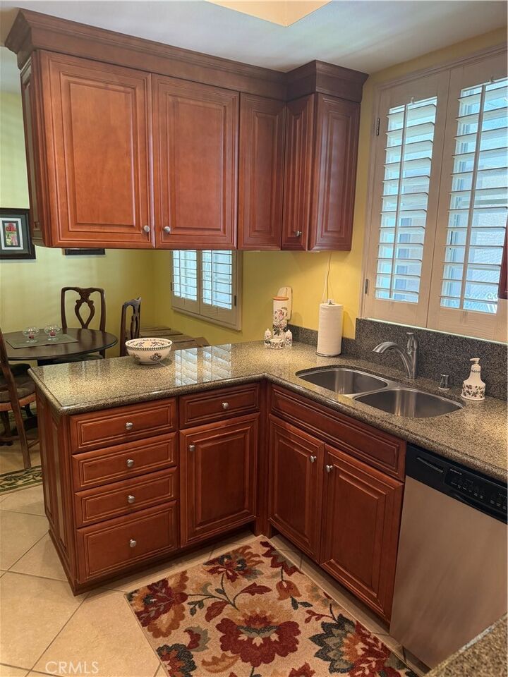 Property Photo:  10668 Eastborne 203  CA 90024 
