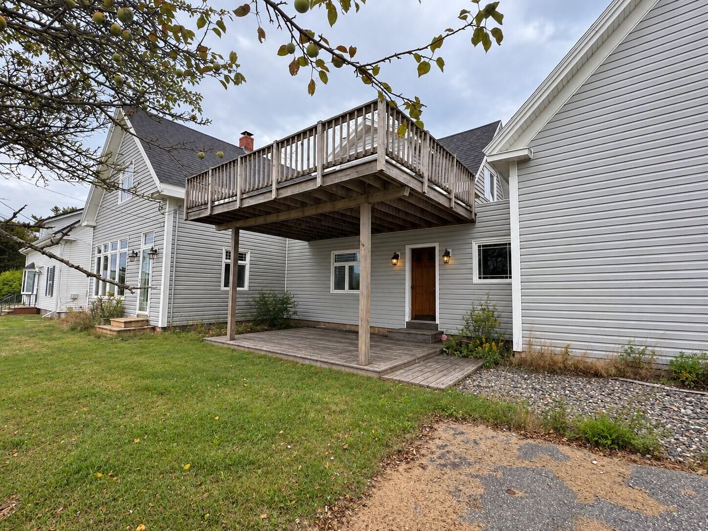 Property Photo:  27 Old House Point Road  ME 04649 