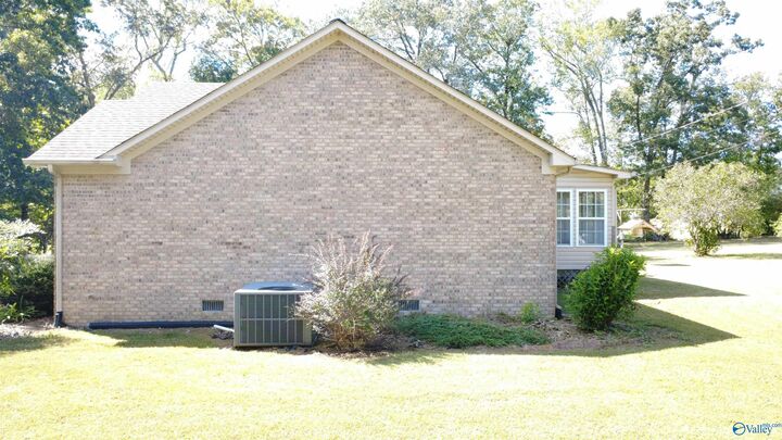 Property Photo:  28 Forest Drive  AL 35978 