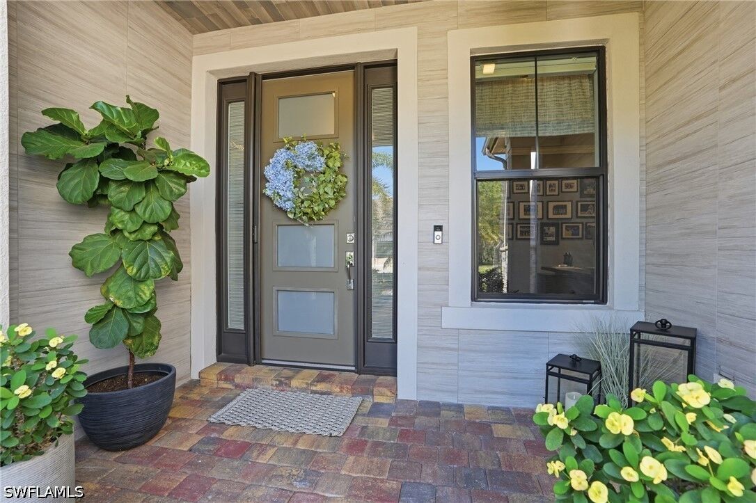 Property Photo: 8876 Spotted Towhee Drive FL 34120