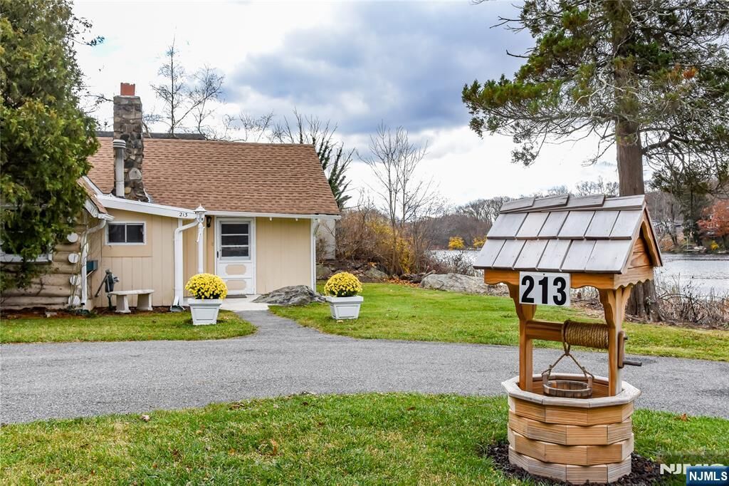 Property Photo: 213 Otterhole Road NJ 07480